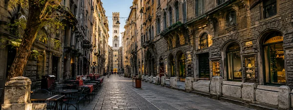 Via Garibaldi in Genoa historic center – private chauffeur service