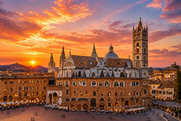 Siena Cathedral at sunset during a Malpensa to Siena private transfer