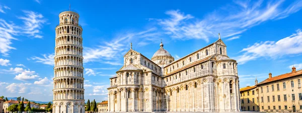 Leaning Tower of Pisa and Cathedral in Piazza dei Miracoli